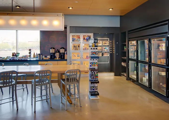 Aloft By Marriott Hotel 3*